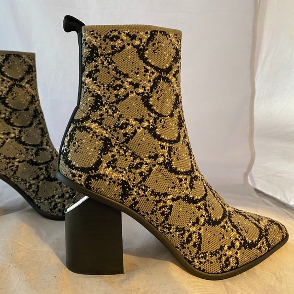 STEVE MADDEN Nikia Bootie Ankle Boot Black/White/Grey Women Size 6.5 NIB - Picture 6 of 8